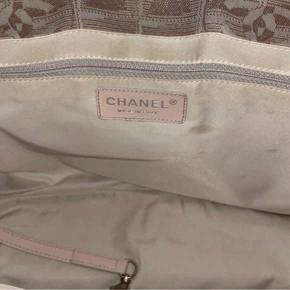 Authentic Small Chanel Travel Tote Bag w/Hologram Serial Number (Preloved) - Picture 14 of 16